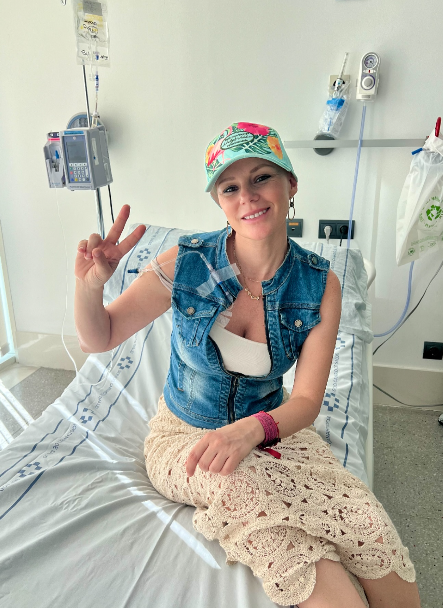 El equipo de Fórmula Triple Rosa durante una sesión de grabación